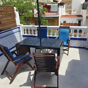 Private Townhouse With Roof Terrace Close To The Malaga