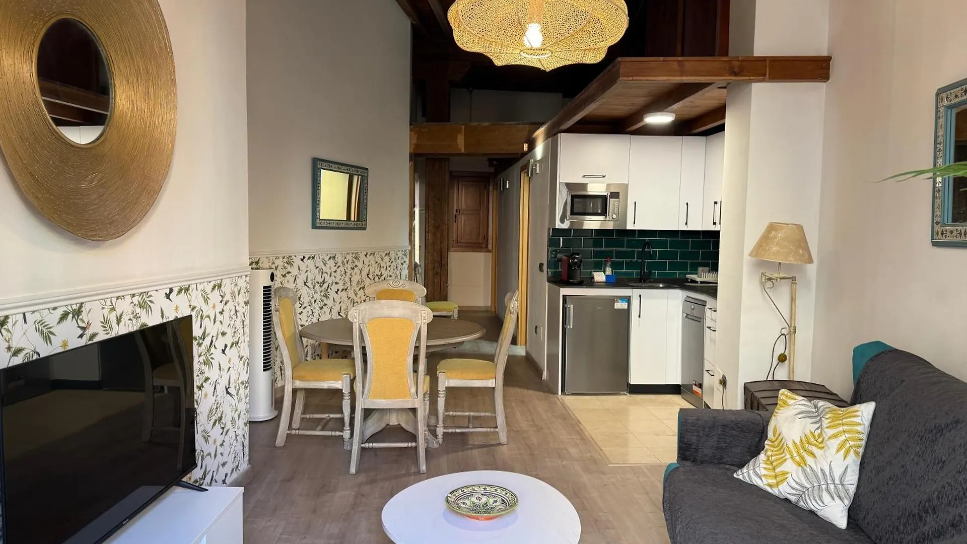 Amazing Apartment In Malaga Oldtown Calle Carreteria Free Wifi&Ac